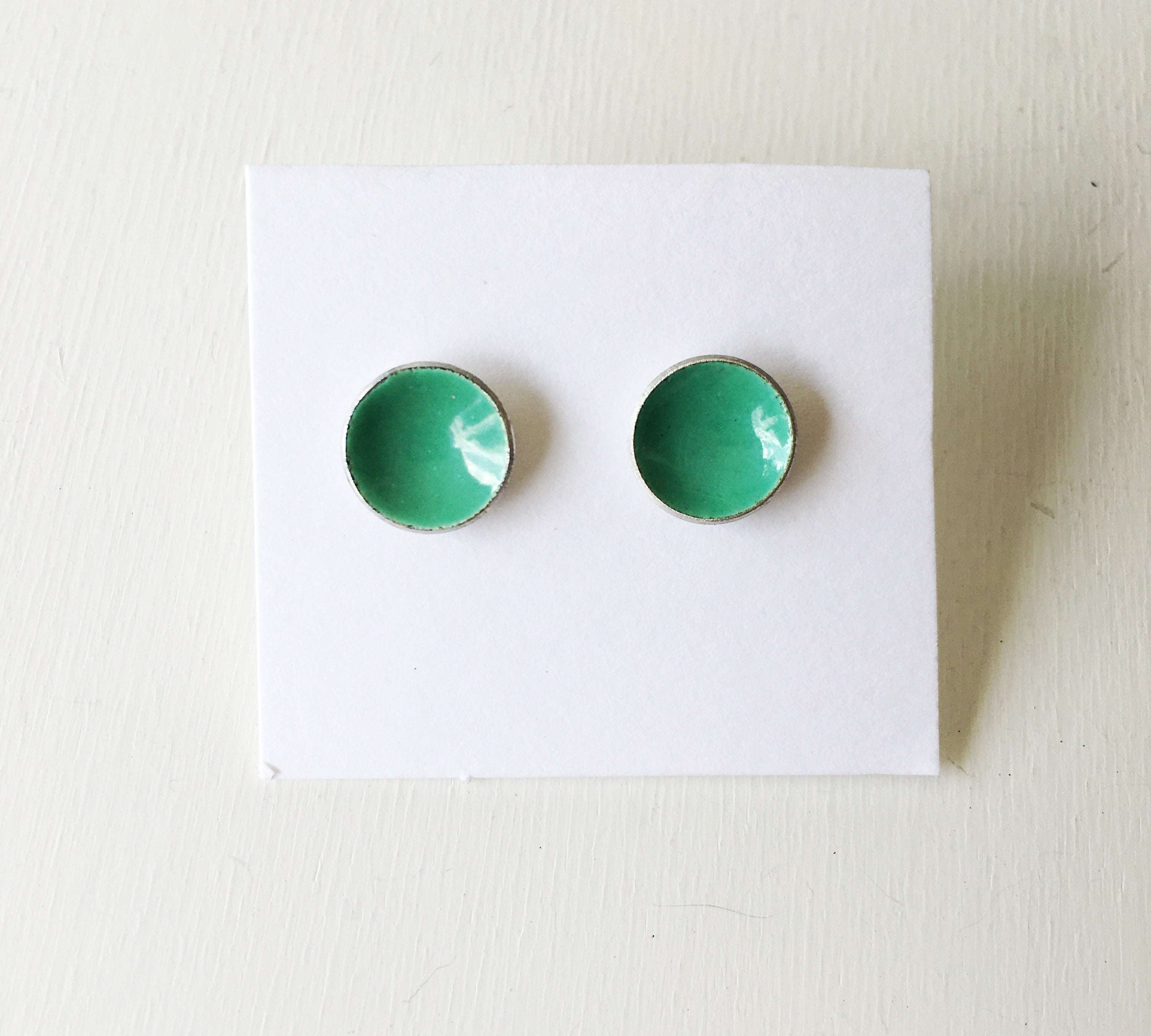 Chroma Studs