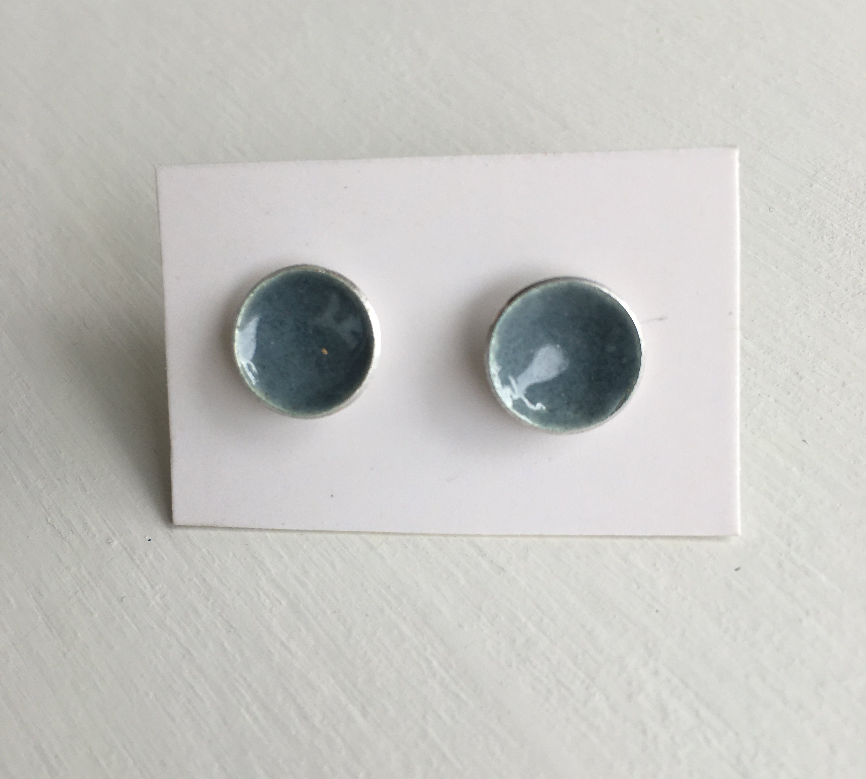 Chroma Studs