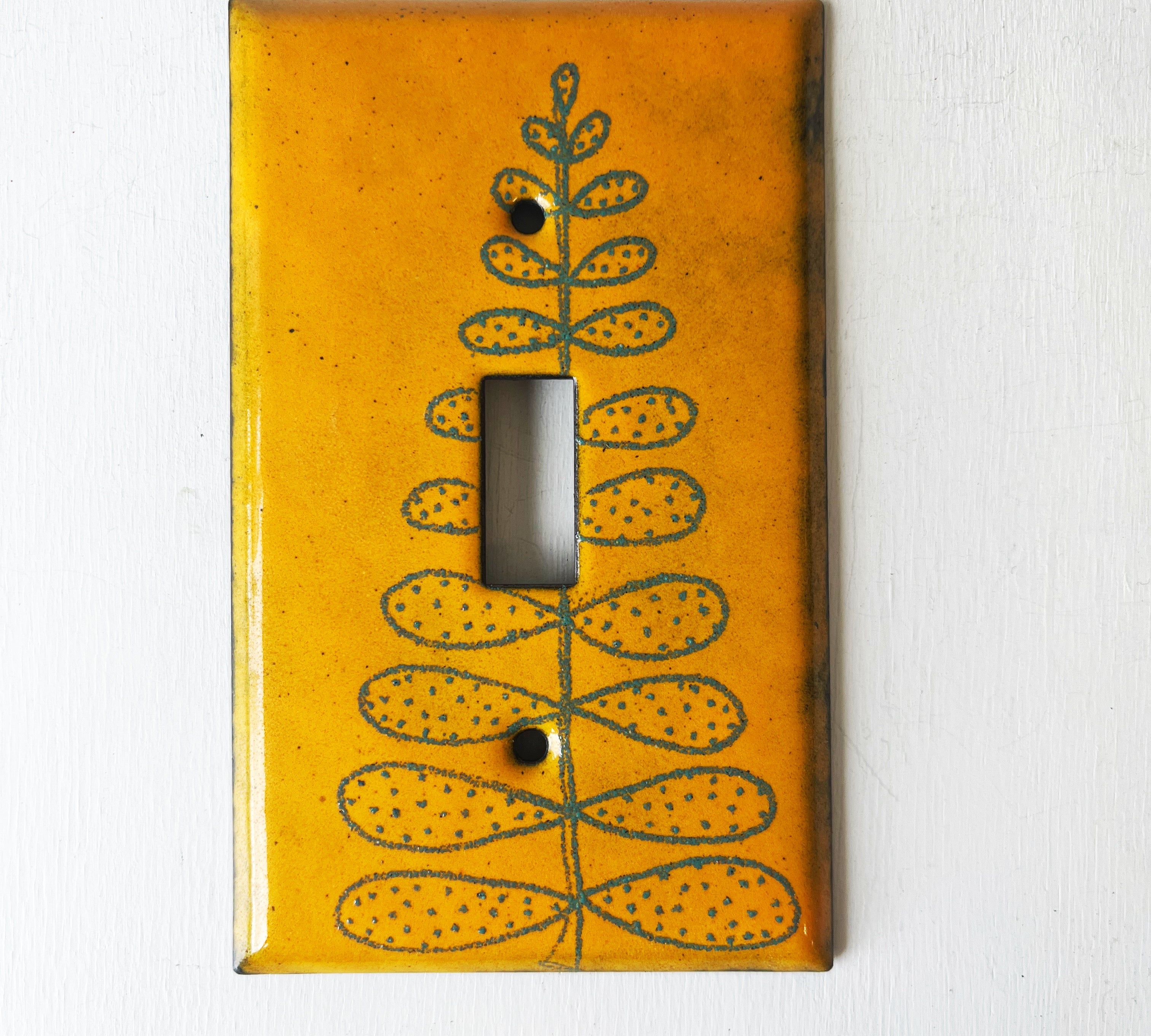 Single Switch Plate